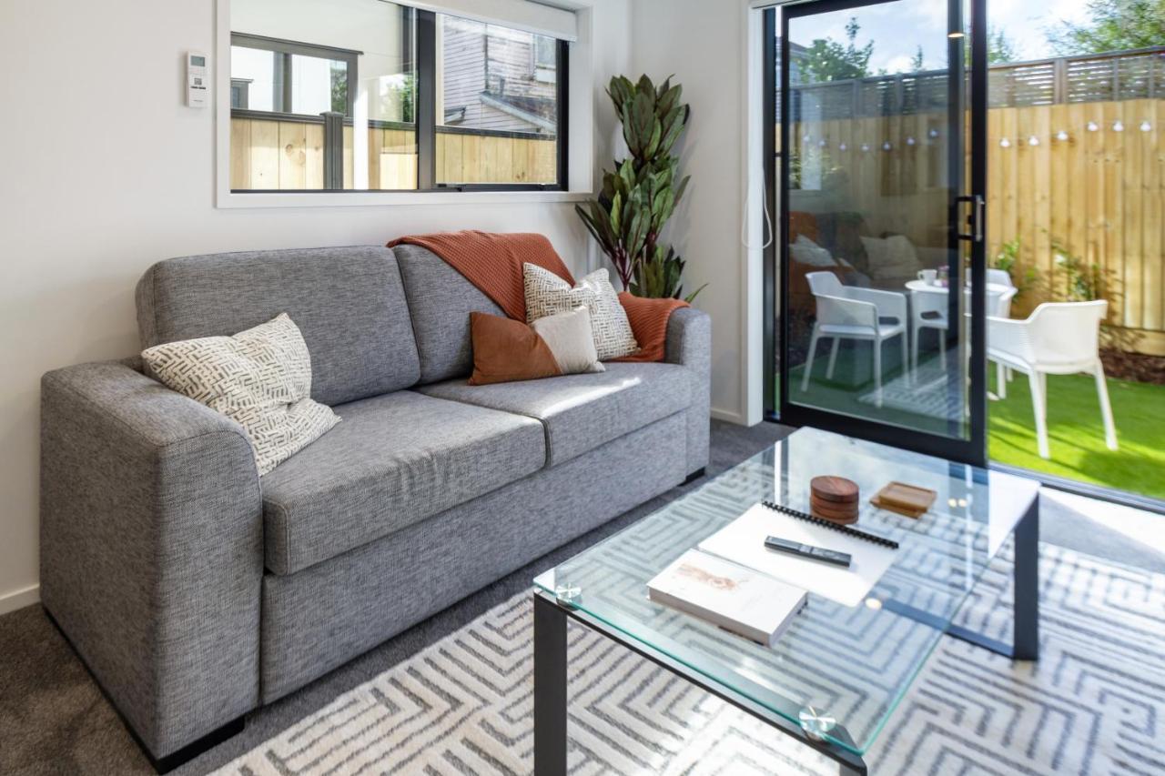 Central City Awaits 2 Bed 2 Bath With Carpark Christchurch Exterior photo