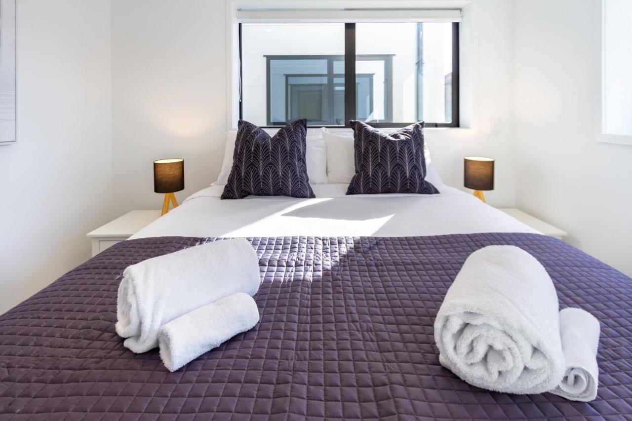 Central City Awaits 2 Bed 2 Bath With Carpark Christchurch Exterior photo